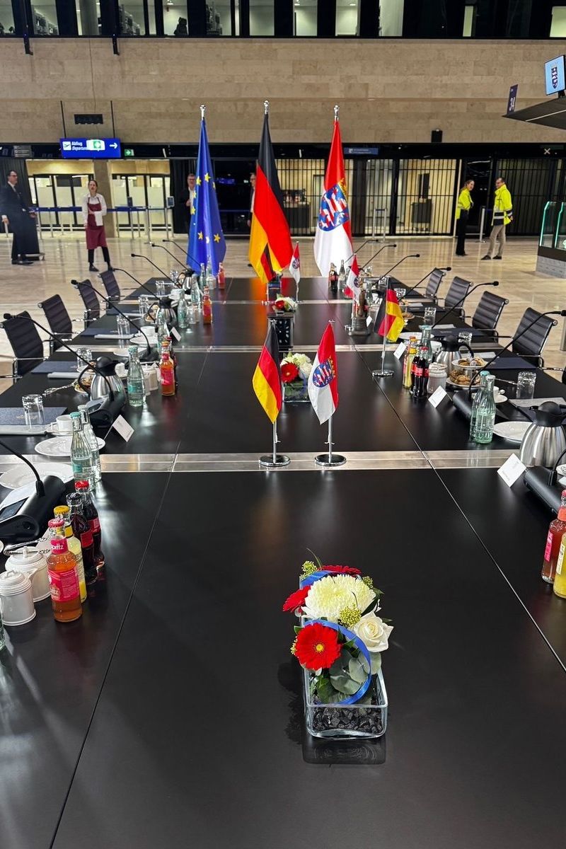 Kabinettssitzung Hessischer Landtag